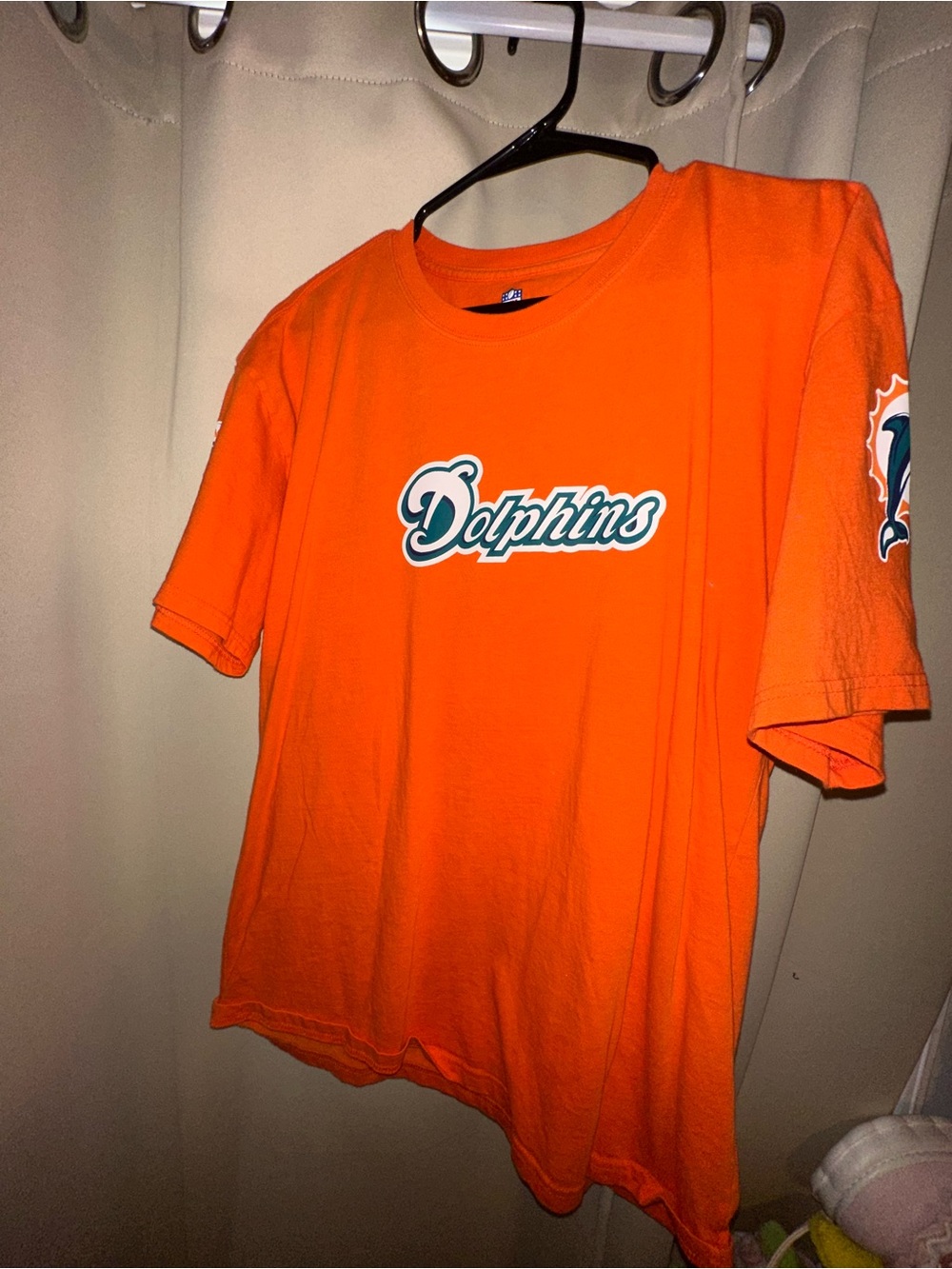 Y2K-era Miami Dolphins vintage team shirt men’s size large